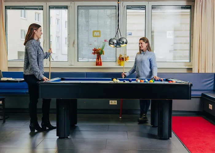 Meininger Downtown SissiHotel Wien